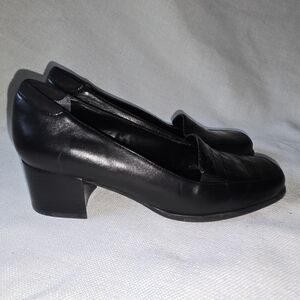 Easy Spirit Beneficials Style Elegant Black Women's Heel Loafers Sz 7.5M Retro